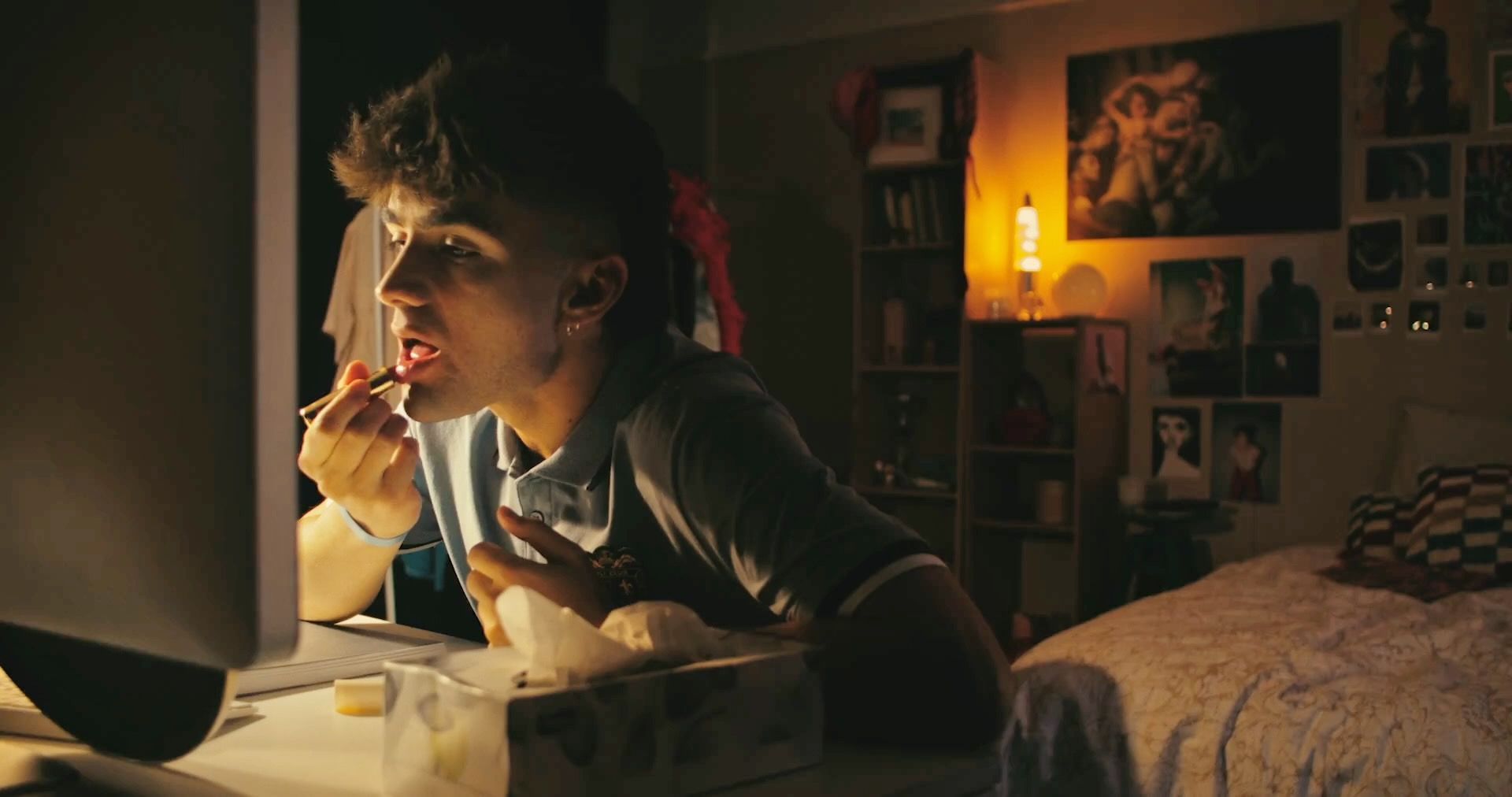 Futurachicapop — El Sexo Convexo still 2