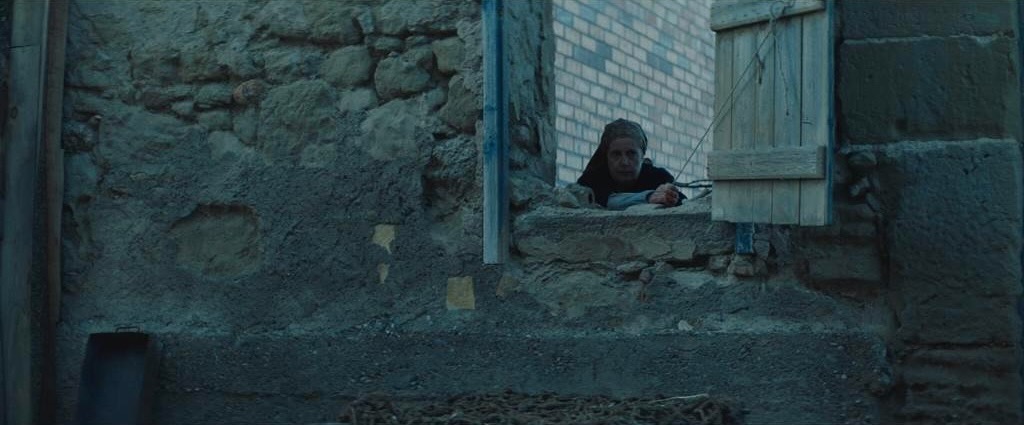 Escanyapobres still 3
